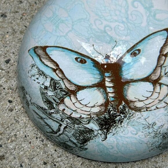 Butterfly Paperweight 3" Glass Domed Cid Pear Children Illustrated Whimsical - Picture 5 of 6